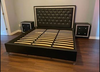 QUEEN FRAME AND 2 NIGHTSTANDS $745!! SAM DAY DELIVERY!!! KING SIZE $795