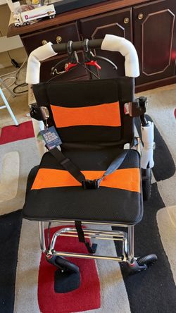 Lightweight Transport Wheelchair with Safety Belt