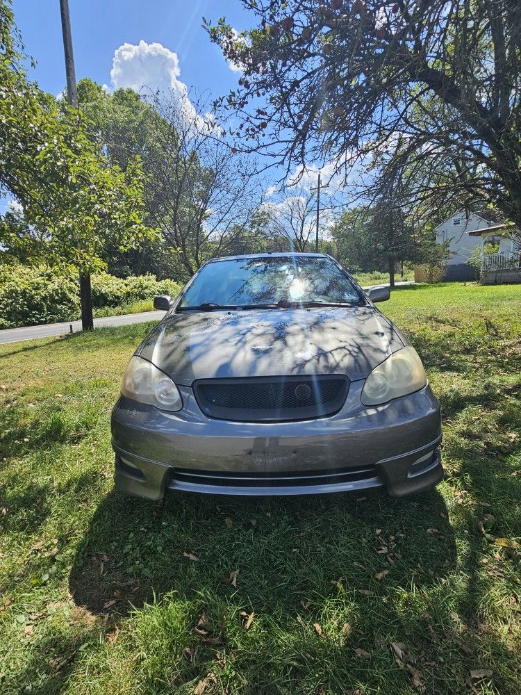 2005 Toyota Corolla