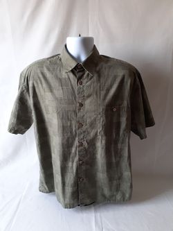 Island Shores men's olive green Hawaiian shirt size L