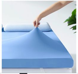 Brand New Queen 3” Cooling Gel Memory Foam Mattress Topper – Medium Firm