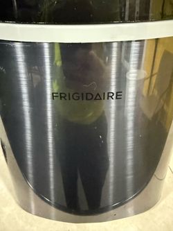 Frigidaire hielera