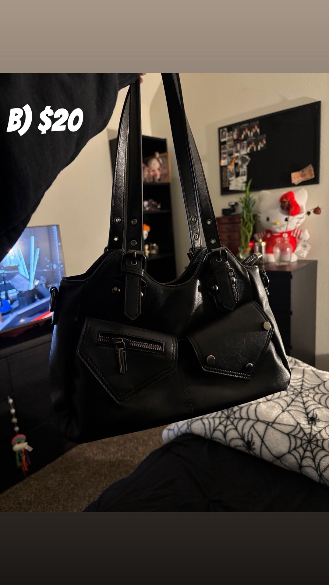 Women’s black bags