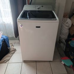 Maytag Bravo XL Washer 