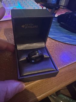 Men’s Wedding Band
