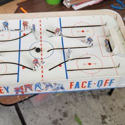 Vintage NHL Face Off Game
