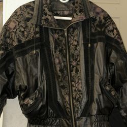 Women’s Leather Jacket (Large)