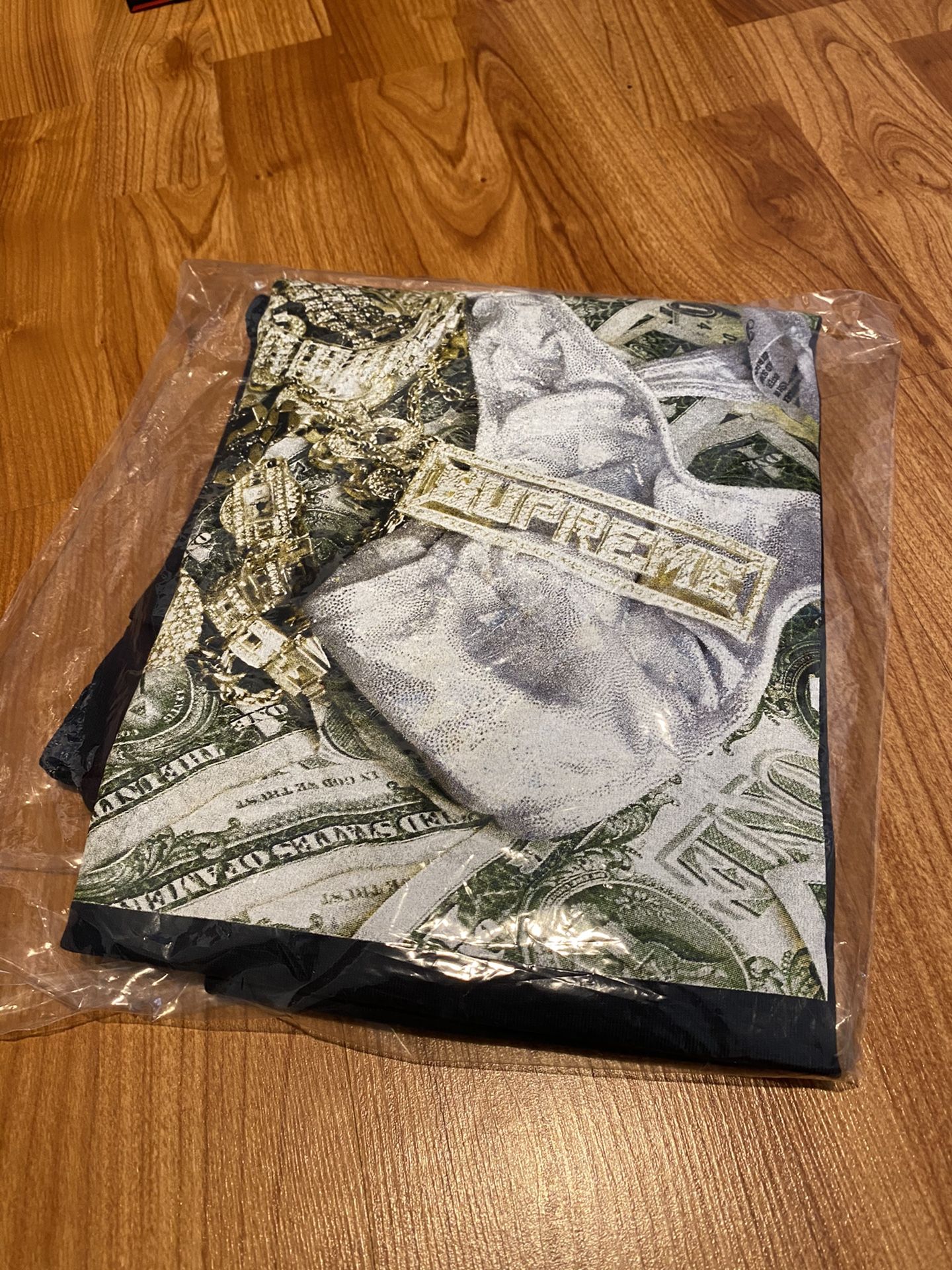 Size L Supreme Bling Tee Navy brand new in bag