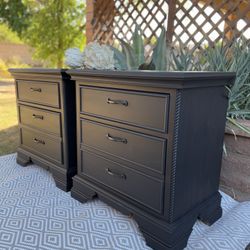 Bassett Nightstand Set (28 Inches tall) 