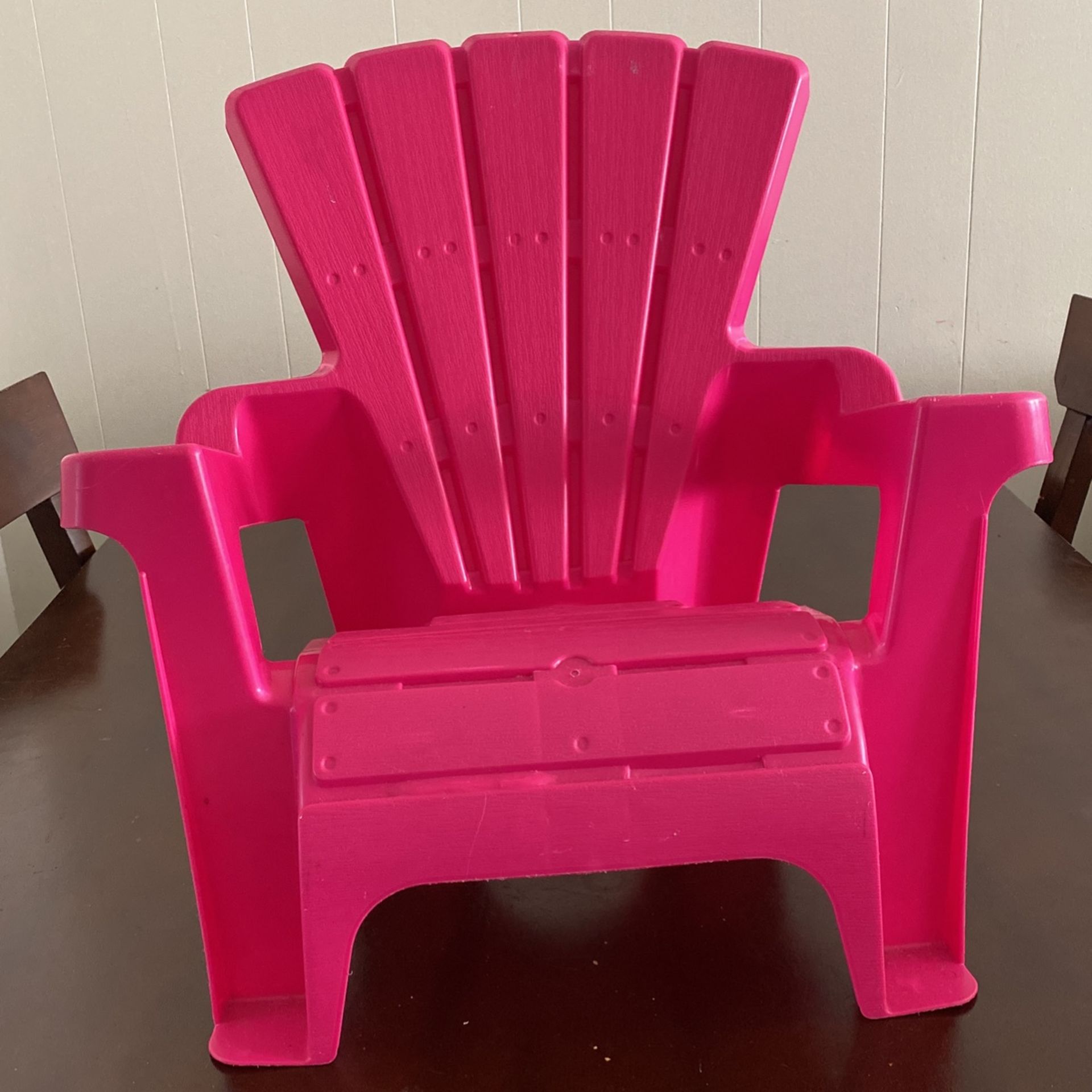 Kids beach chair