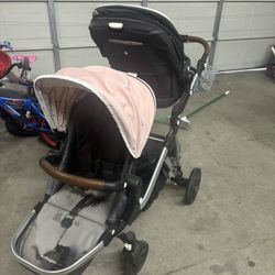 Mocking Bird Stroller