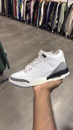 Pre loved Air Jordan 3 reimagined Sz8.5