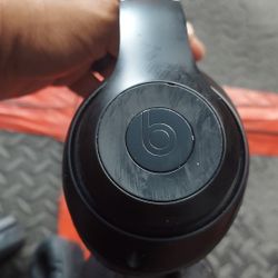 Beats wireless headphones 