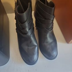 Womens 10 Black Boots 