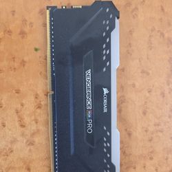Corsair Vengeance RGB pro