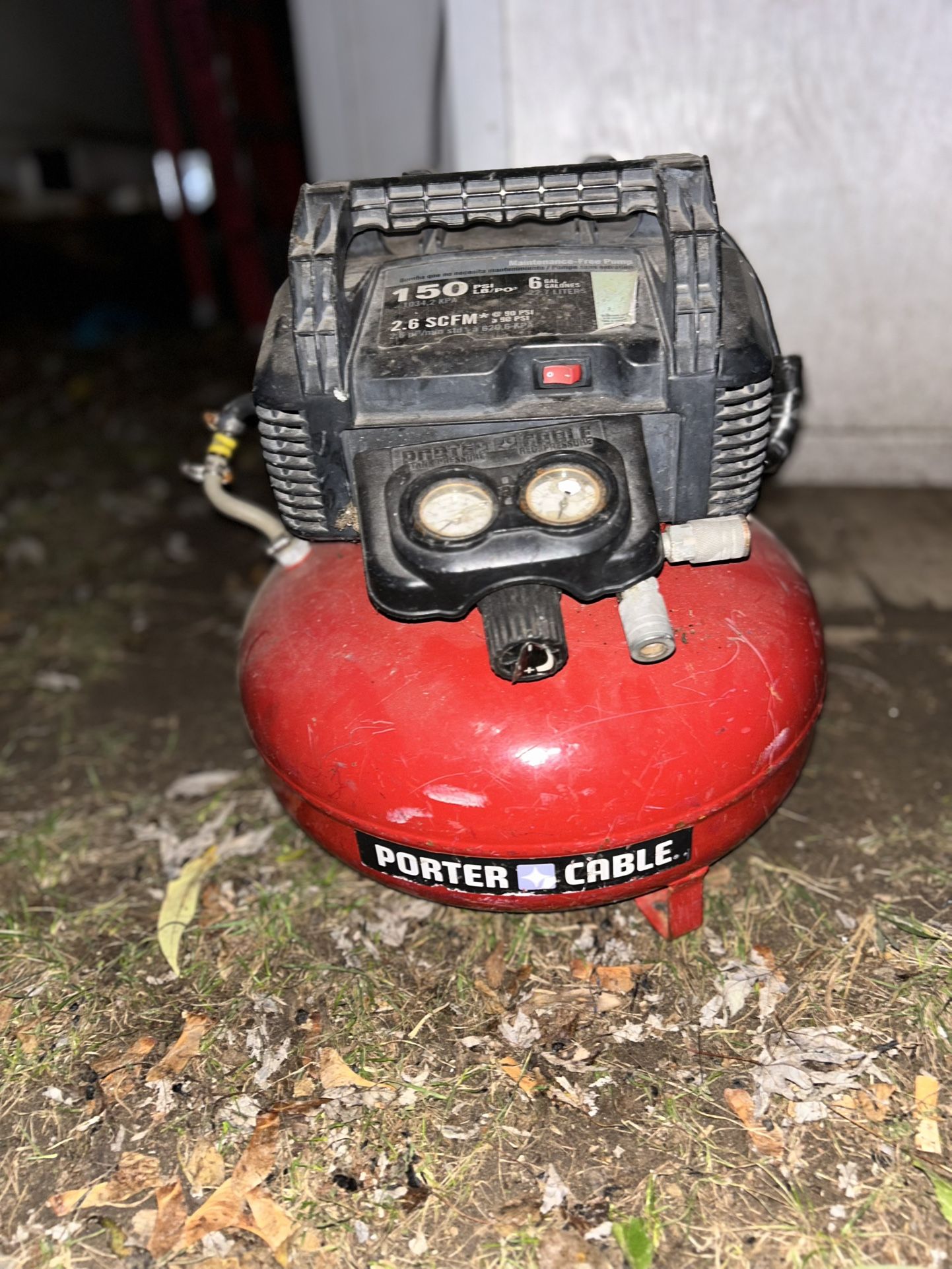 Porter Cable air compressor gently uses plug into outlet or extension cord starts right up.
