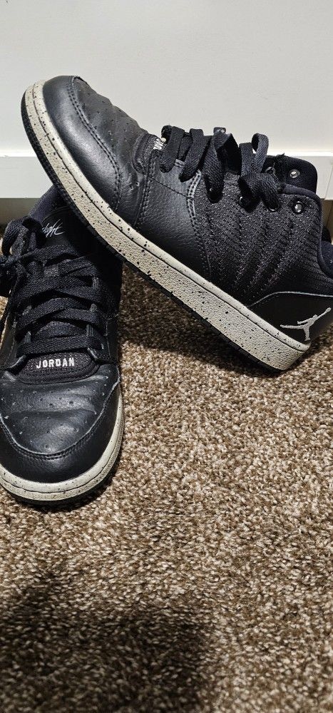 Women's Shoes ADIDAS, Jordan's, Boots