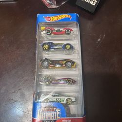 5 Pack Super Ultimate Garage Race Cars Hot Wheels Unopened 2017