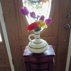 Decorative 9 Inch Vase With Flowers 🌹🌸