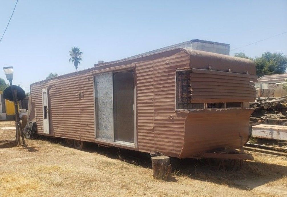 Single mobilehome
