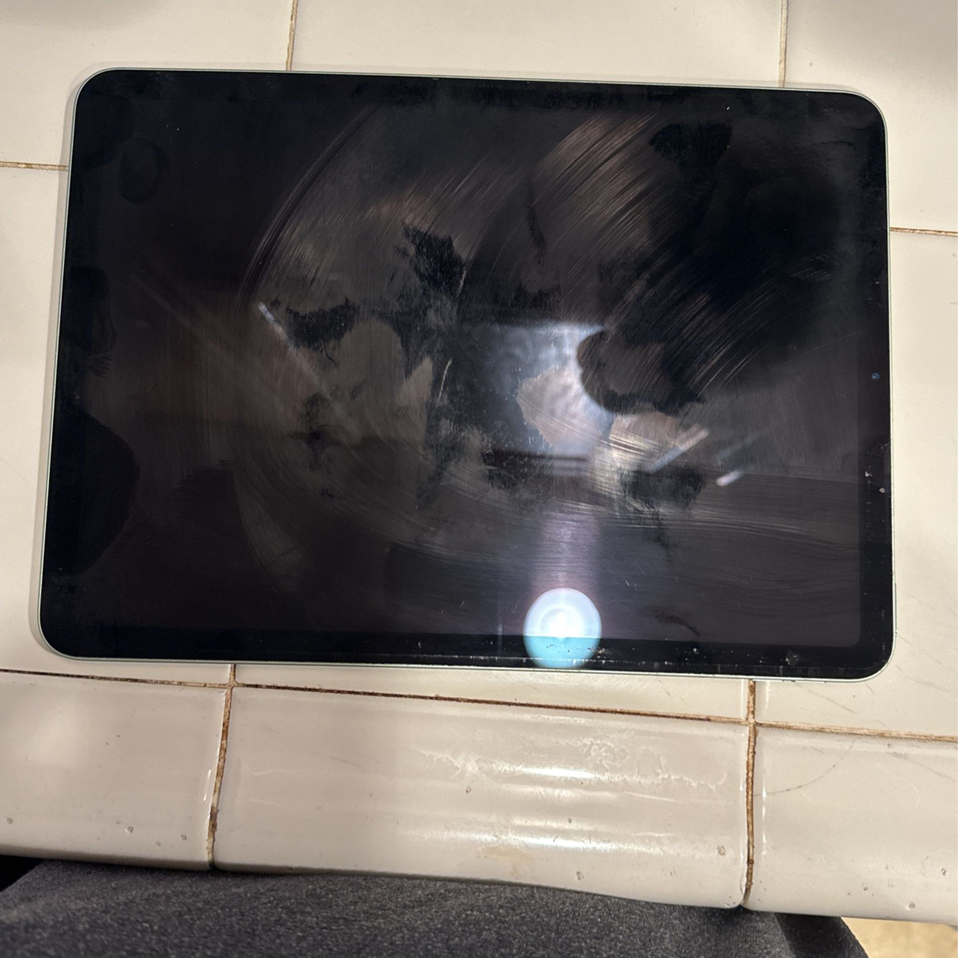 iPad-FOR PARTS