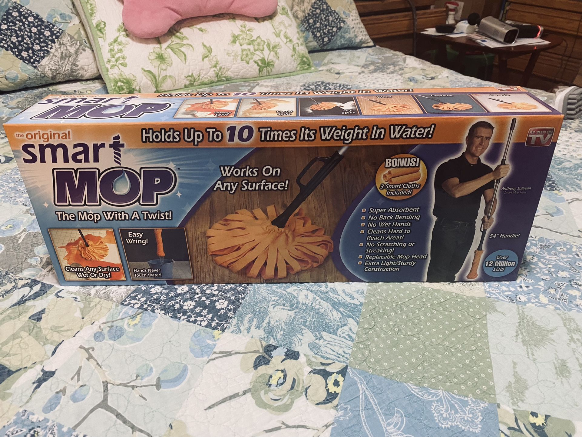 Shamwow Smart Mop with removable mop head 