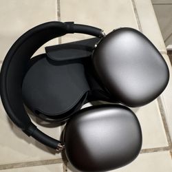 Apple AirPods Pro Max