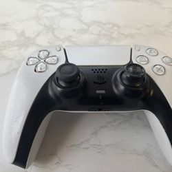 PS5 DualShock Controller 