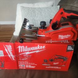 Milwaukee M18 