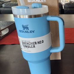 Stanley Adventure Quencher Travel Tumbler Straw 40oz Aqua Blue New  EXCLUSIVE for Sale in Torrance, CA - OfferUp