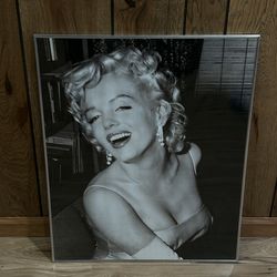 Marlyn Monroe frame/poster