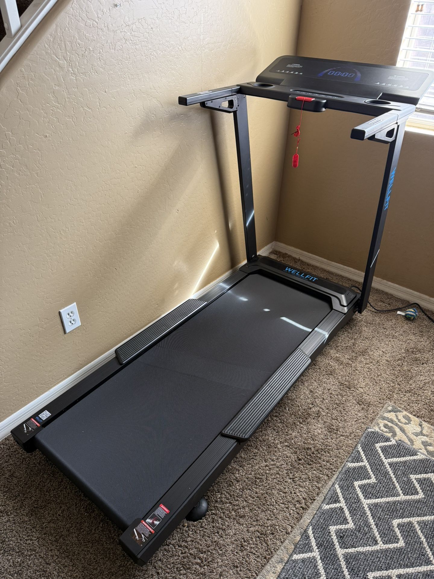 Treadmill brand New (Wellfit) - Read Description