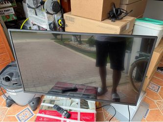 40 in Tv with remote