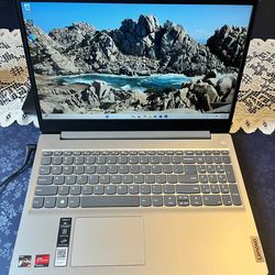 🚀 Premium Lenovo IdeaPad 3 15ADA05 Laptop - Powerhouse for School, Work & Entertainment! 🚀