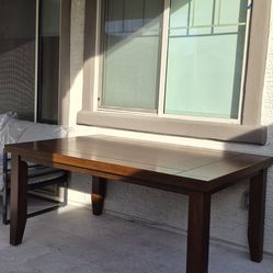 Mahagony Wood dining table