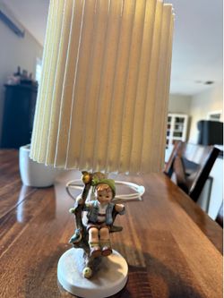 Hummel Lamp