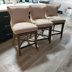 3 Stools 