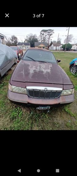 2004 Mercury Grand Marquis