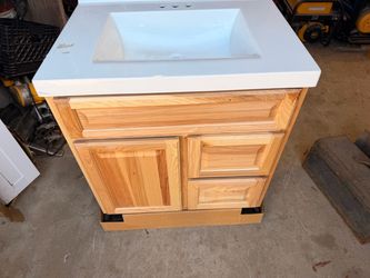 New 31” bathroom vanity sink