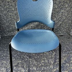 12x HERMAN MILLER Caper Chairs - Stacking Office Seating