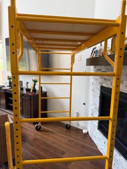 Rolling Scaffold Tower with Casters