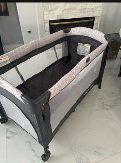 ELEMARA Baby Bassinet