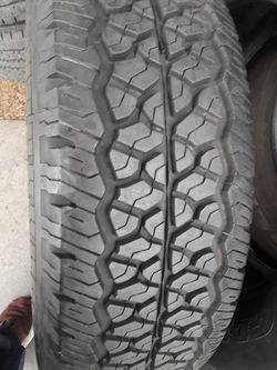 265/70r17 Goodyear all weather