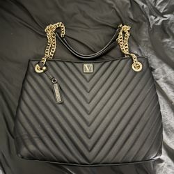 Victoria’s secret The Victoria shoulder tote V-quilt purse bag Black