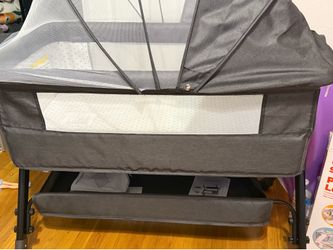 Bedside Bassinet - NEW