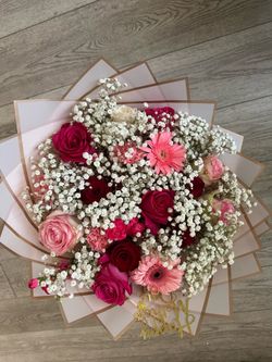 Ready for pick up $100 mixed bouquet