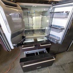 Refrigerator Kitchen Aid 