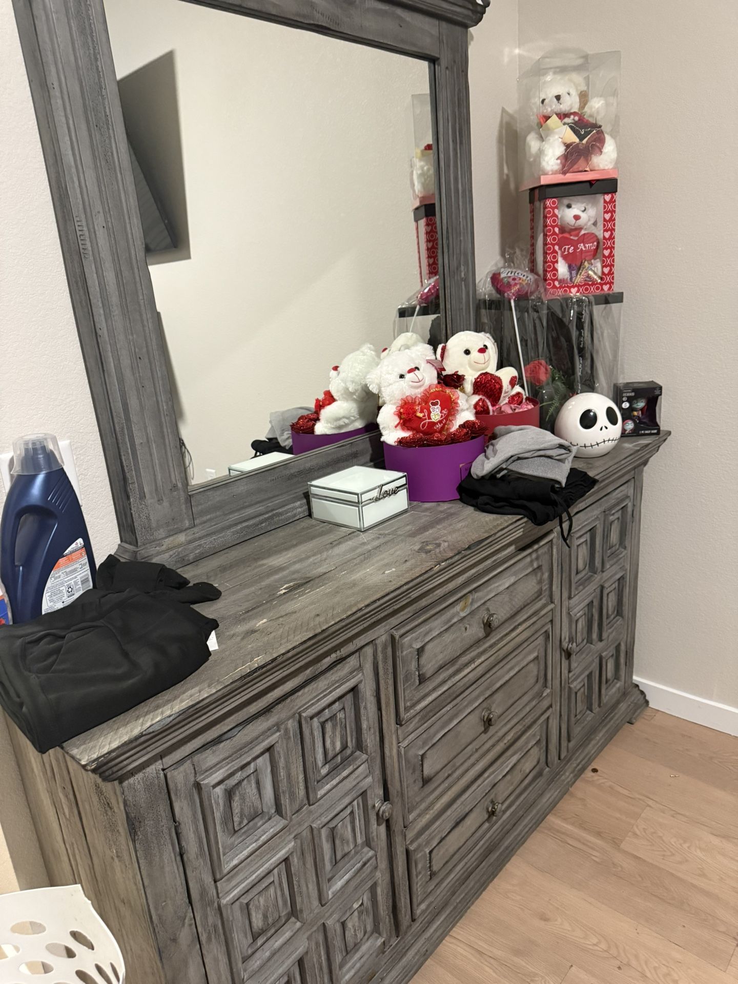 Chest, Dresser, Night Stand