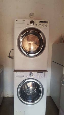 electric LG brand washer and dryer set 2 months warranty delivery and installation