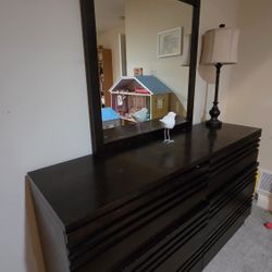 Drawers With Mirror